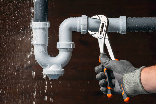 Professional Leak Detection technician working in Wallingford, CT